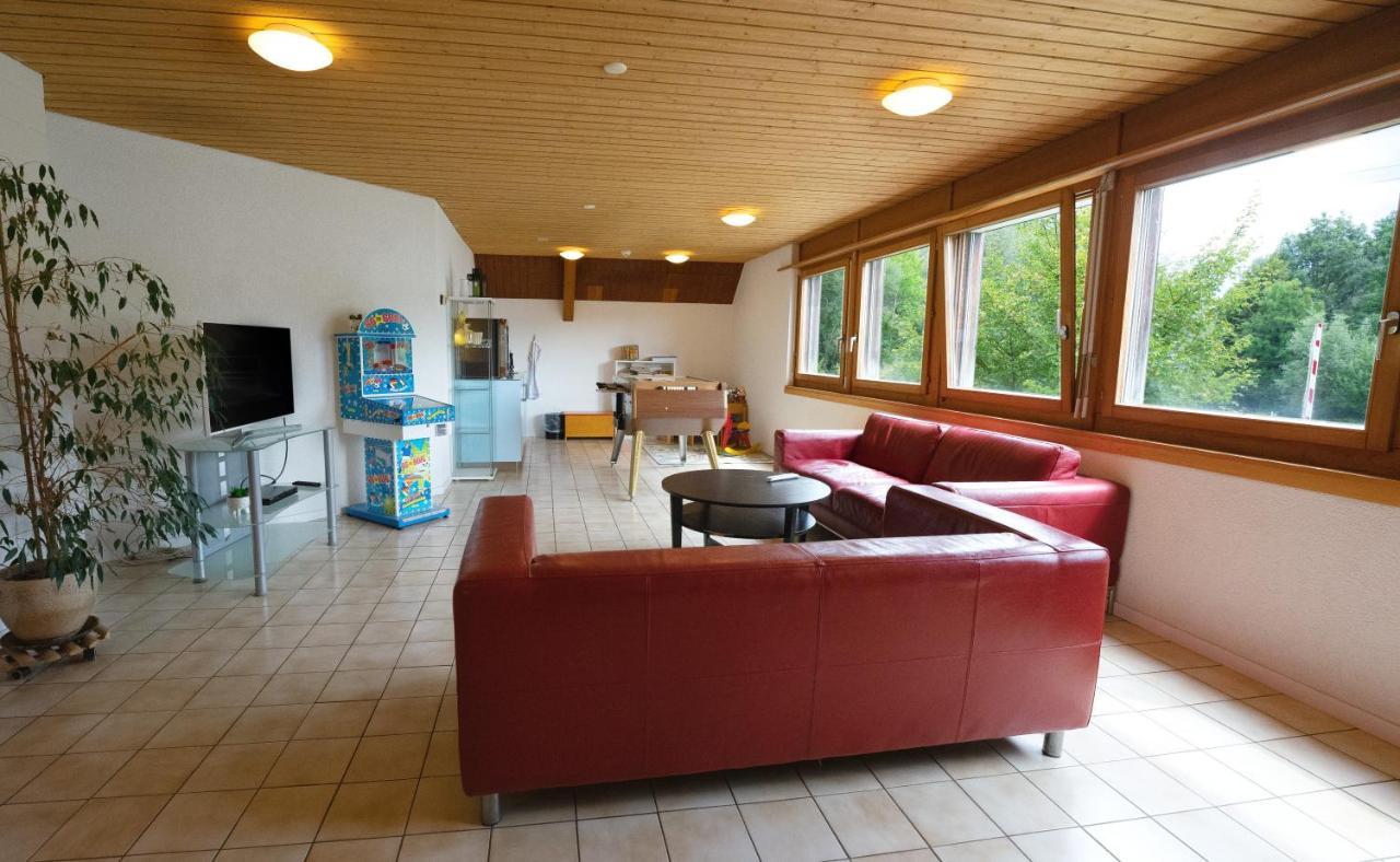Delemont Youth Hostel Exterior foto