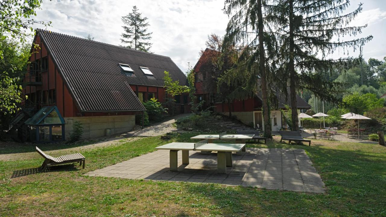 Delemont Youth Hostel Exterior foto