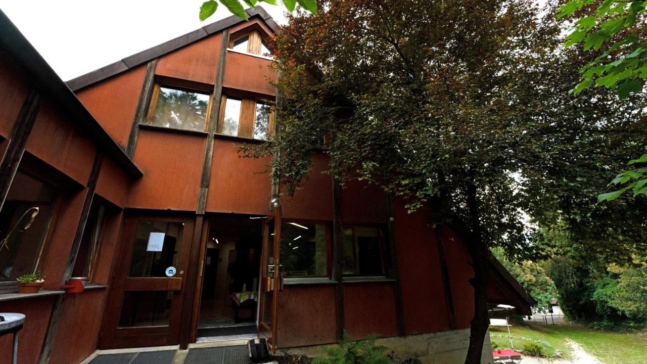 Delemont Youth Hostel Exterior foto