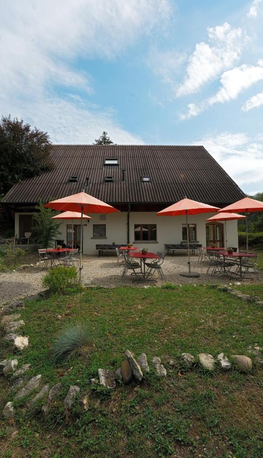 Delemont Youth Hostel Exterior foto
