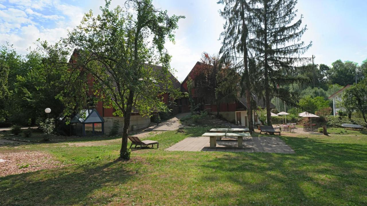 Delemont Youth Hostel Exterior foto